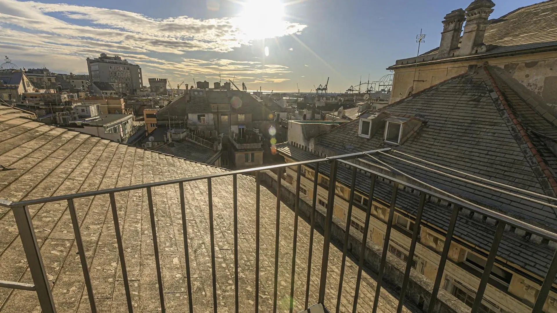Iflat Un Nido Sui Tetti Apartment Genoa 0*,  Italy
