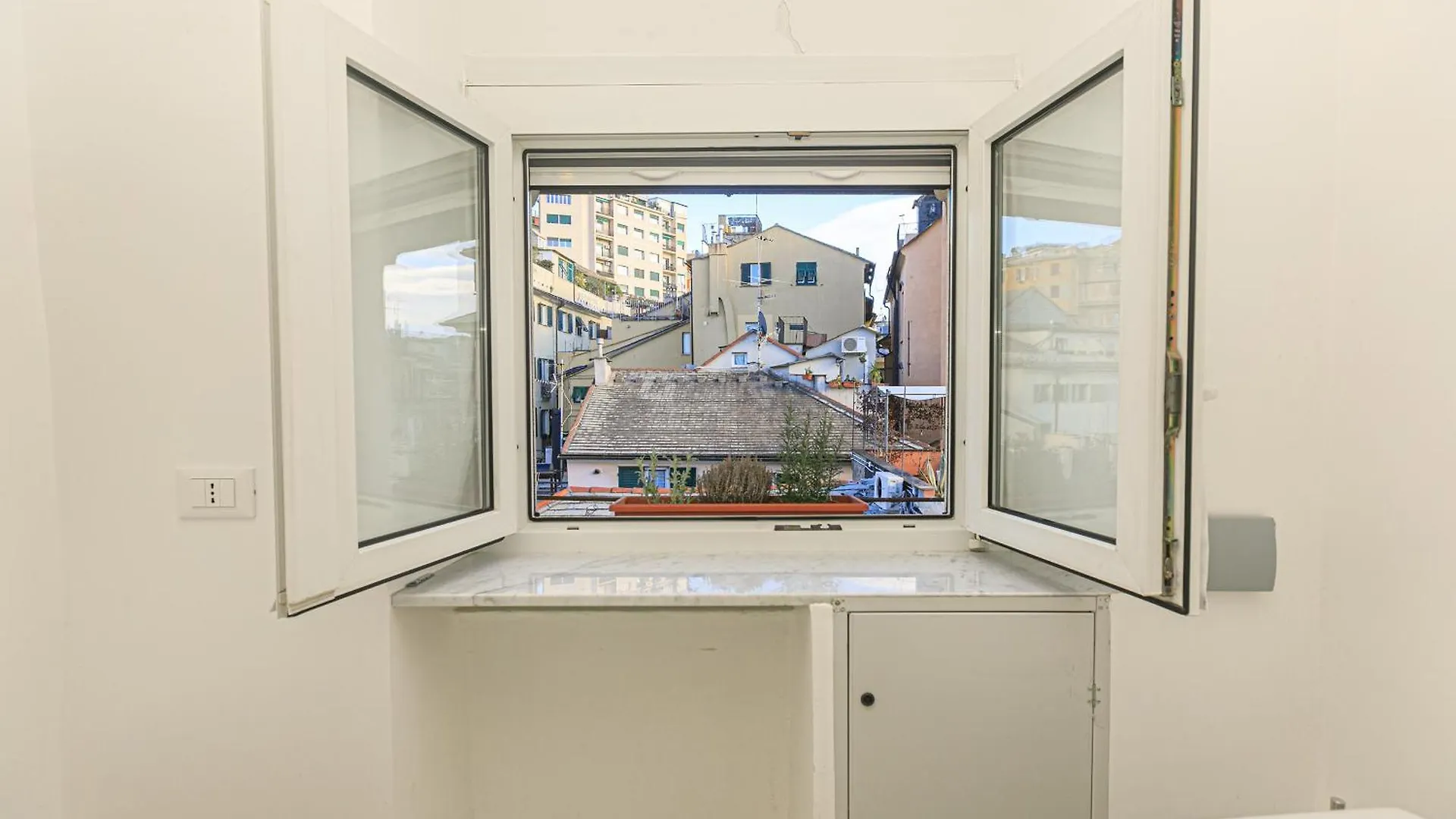 Iflat Un Nido Sui Tetti Apartment Genoa Italy