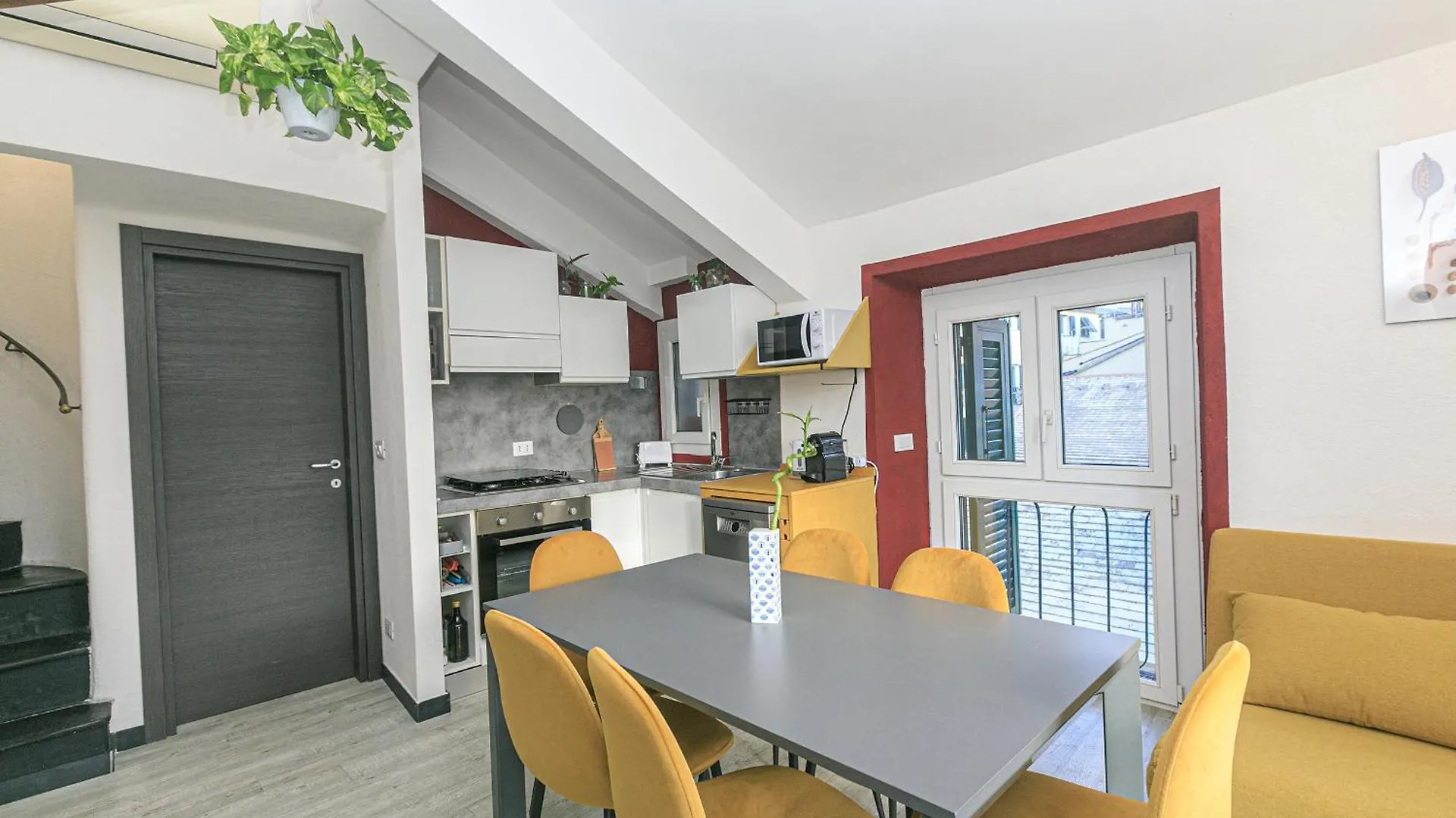 Iflat Un Nido Sui Tetti Apartment Genoa Italy