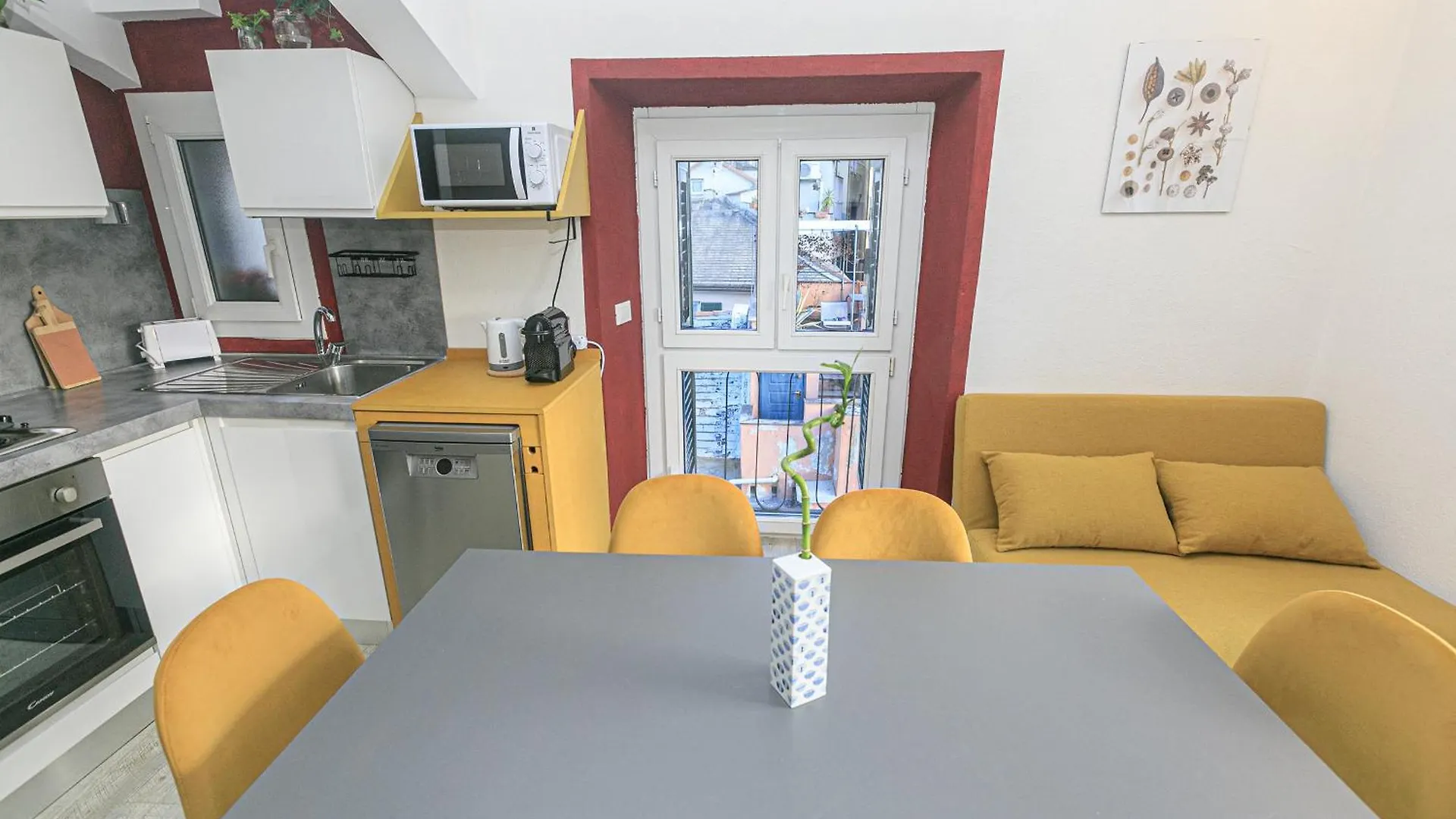 Iflat Un Nido Sui Tetti Apartment Genoa