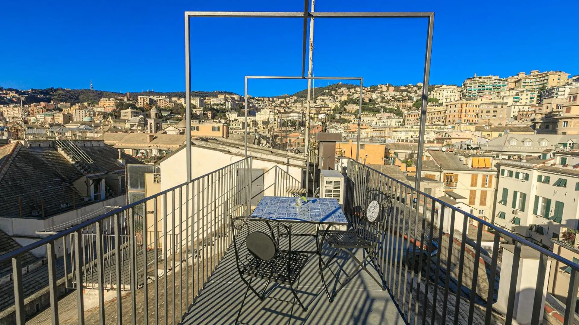 Iflat Un Nido Sui Tetti Apartment Genoa