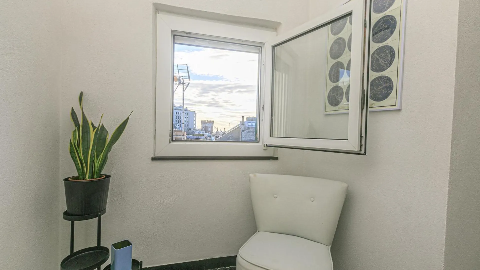 Iflat Un Nido Sui Tetti Apartment Genoa