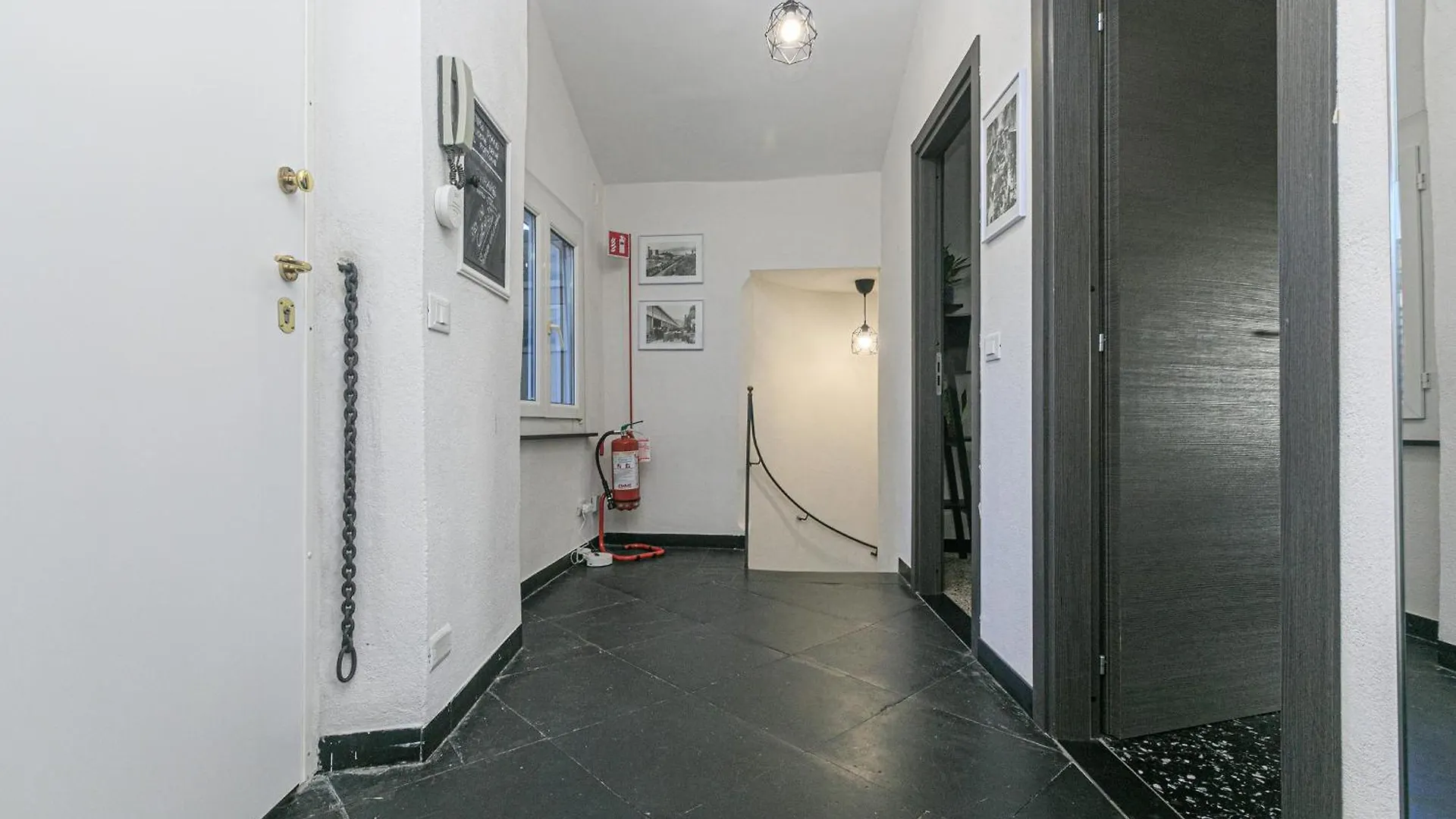 Iflat Un Nido Sui Tetti Apartment Genoa 0*,