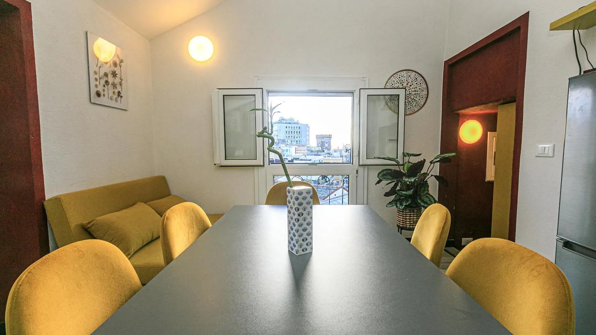 Iflat Un Nido Sui Tetti Apartment Genoa Italy