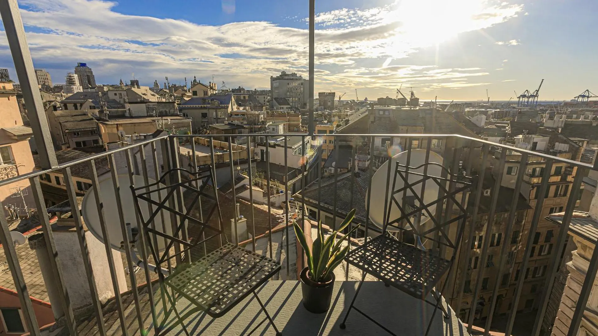 Iflat Un Nido Sui Tetti Apartment Genoa